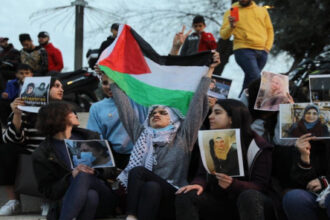 صورة حول : نادي الأسير الفلسطيني: 49 أسيرة فلسطينية يواجهن أوضاعا قاسية في سجون الاحتلال نادي الأسير الفلسطيني: 49 أسيرة فلسطينية يواجهن أوضاعا قاسية في سجون الاحتلال
