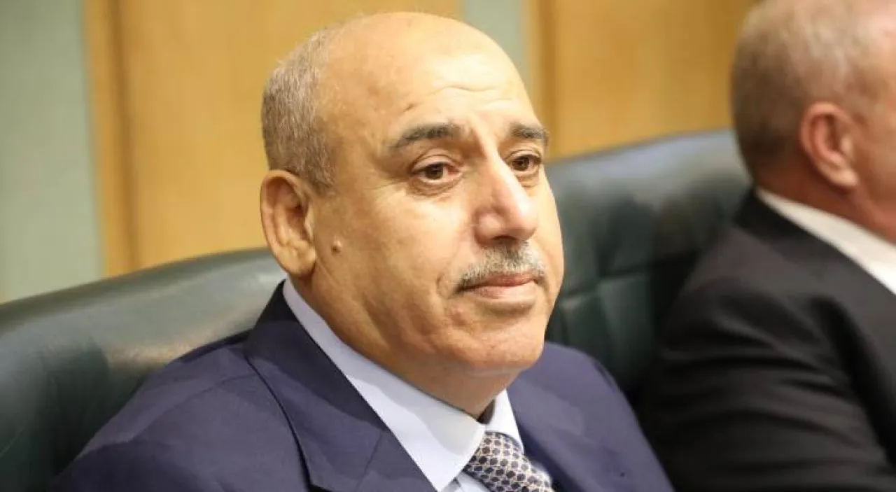 القاضي يعمم على فتح أبواب المجلس أمام المواطنين