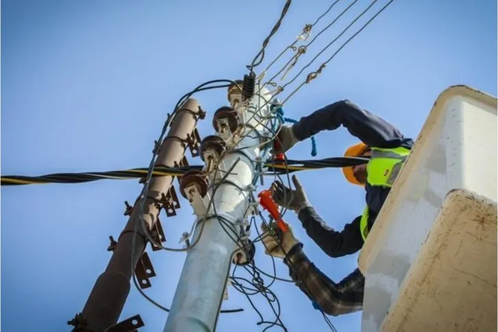 صورة حول : فصل التيار الكهربائي عن هذه المناطق اليوم فصل التيار الكهربائي عن هذه المناطق اليوم