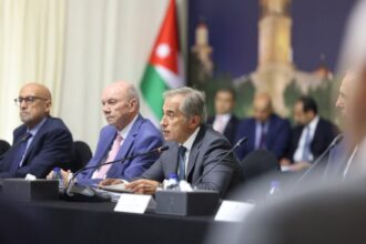 صورة حول : حسان: شغلنا الشاغل هو الاقتصاد الوطني ومصلحة الوطن قبل كل شيء حسان: شغلنا الشاغل هو الاقتصاد الوطني ومصلحة الوطن قبل كل شيء