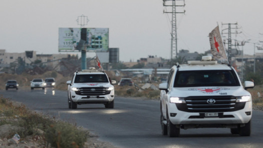 صورة حول : الصليب الأحمر يرى "نمطا من العنف" يستهدف العاملين في المجال الإنساني في غزة والسودان الصليب الأحمر يرى "نمطا من العنف" يستهدف العاملين في المجال الإنساني في غزة والسودان