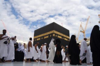 وزارة الحج السعودية: جميع حاملي التأشيرات يمكنهم أداء العمرة