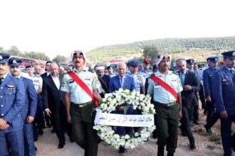 مندوبًا عن الملك وولي العهد… العيسوي يشارك في تشييع جثمان قائد سلاح الجو الأسبق اللواء القضاة
