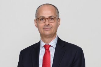 الأردني عمر ياغي يفوز بجائزة نوبل للكيمياء لعام 2025