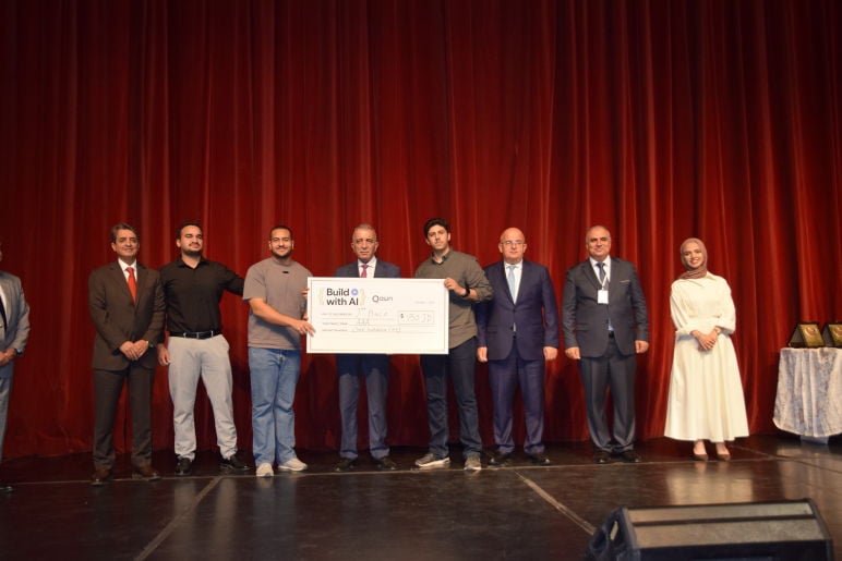 برعاية وزير الثقافة... الجامعة الهاشمية تختتم هاكاثون "البناء باستخدام الذكاء الاصطناعي 2025" بمشاركة طلابية واسعة