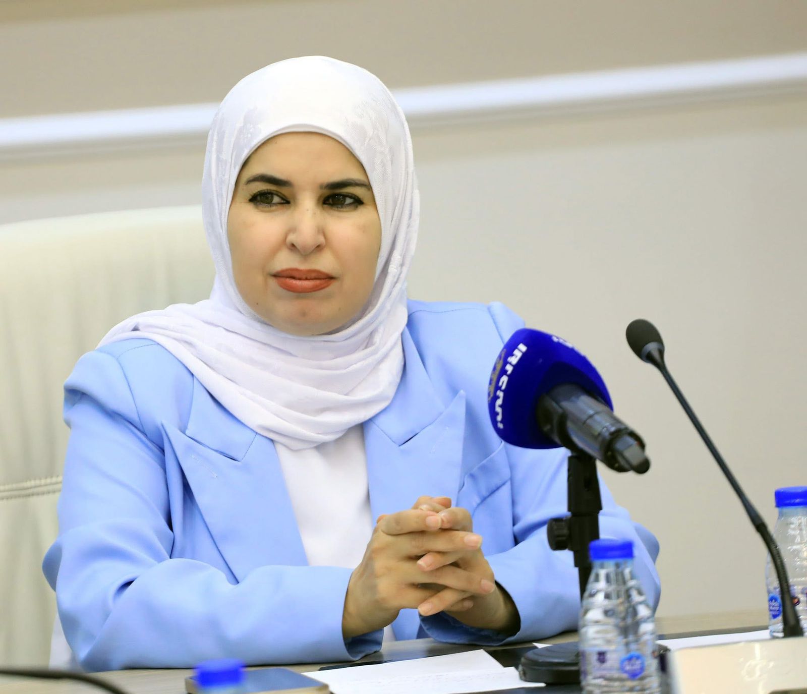 "المرأة النيابية" تبحث سبل تمكين المرأة وتعزيز دور الأسرة في بناء المجتمع