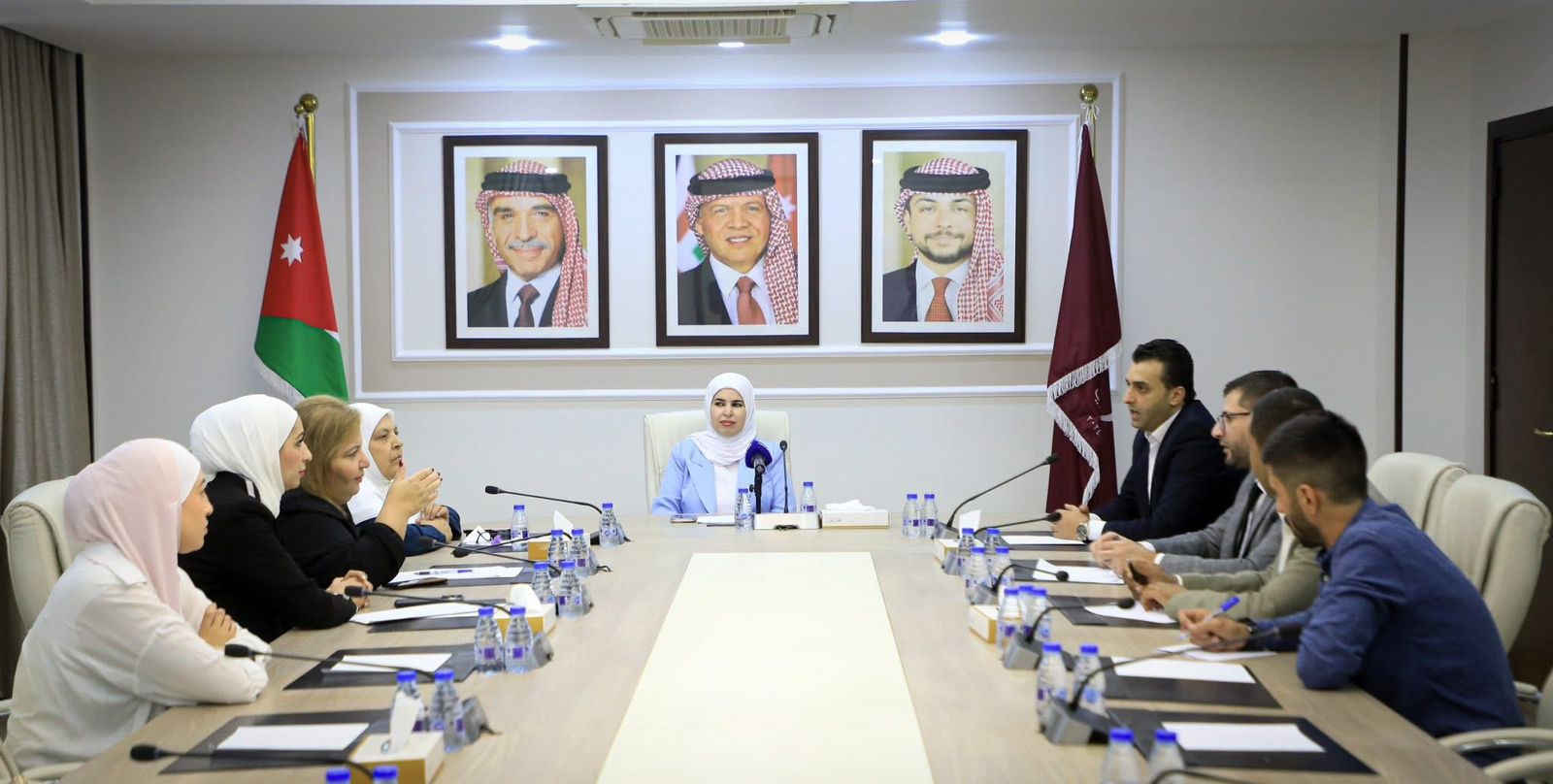 "المرأة النيابية" تبحث سبل تمكين المرأة وتعزيز دور الأسرة في بناء المجتمع
