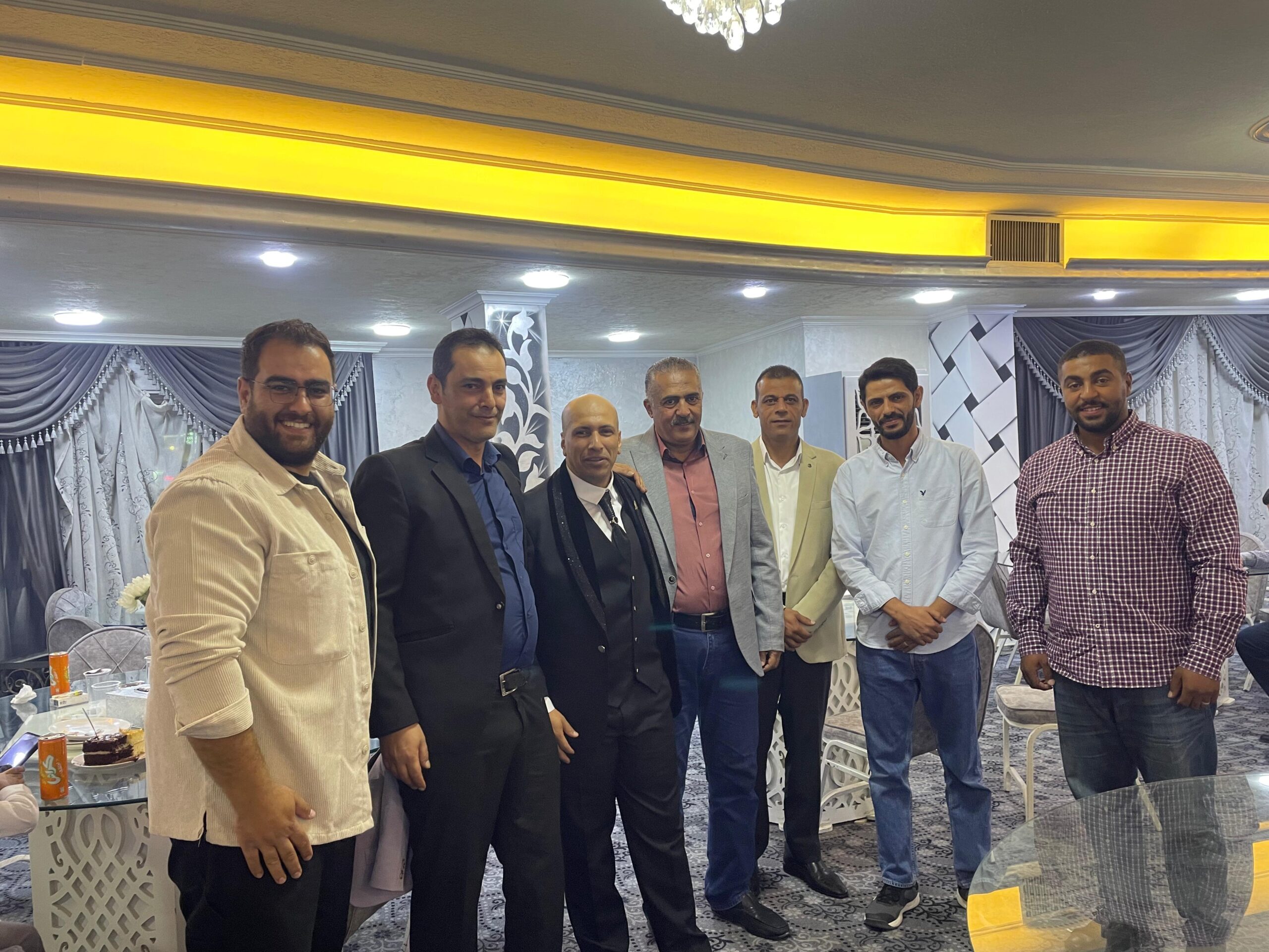 صورة حول : علاء أحمد الغزو… ألف مبارك دخول القفص الذهبي علاء أحمد الغزو… ألف مبارك دخول القفص الذهبي