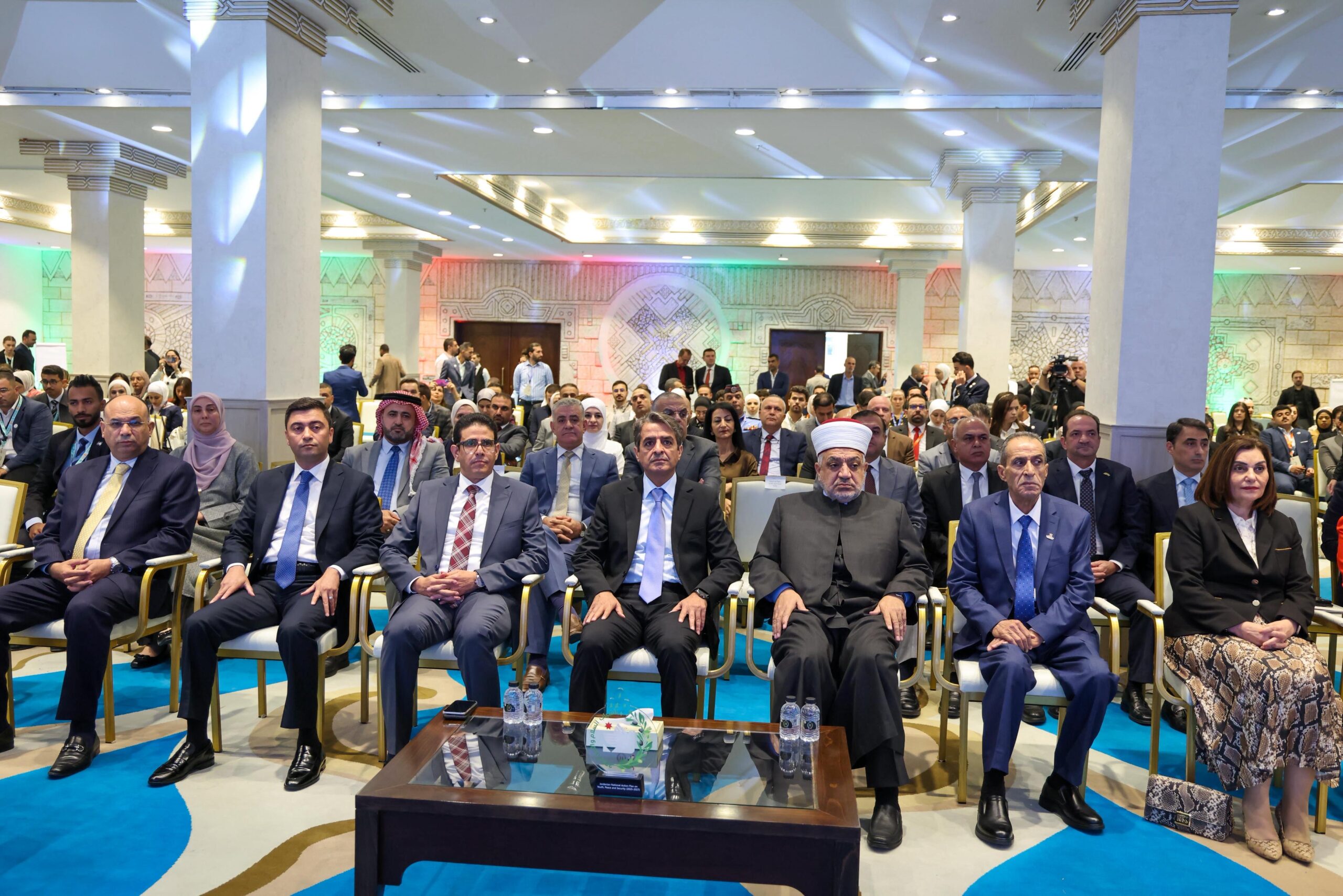 صورة حول : مندوباً عن ولي العهد، وزير الشباب يرعى حفل إطلاق الخطة الوطنية الأردنيةلتنفيذ قرار مجلس الأمن 2250 حول الشباب والسلام والأمن مندوباً عن ولي العهد، وزير الشباب يرعى حفل إطلاق الخطة الوطنية الأردنيةلتنفيذ قرار مجلس الأمن 2250 حول الشباب والسلام والأمن