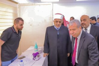 مستشفى المقاصد يعالج 432 مريضا في يوم طبي مجاني بالحصن