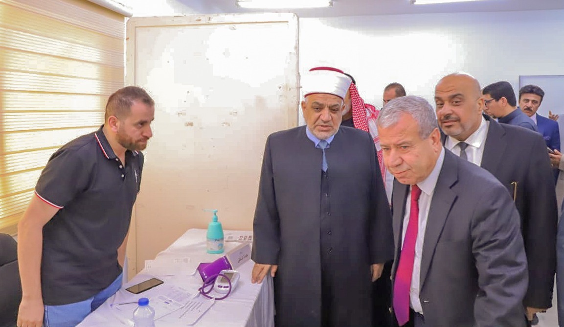 صورة حول : مستشفى المقاصد يعالج 432 مريضا في يوم طبي مجاني بالحصن مستشفى المقاصد يعالج 432 مريضا في يوم طبي مجاني بالحصن