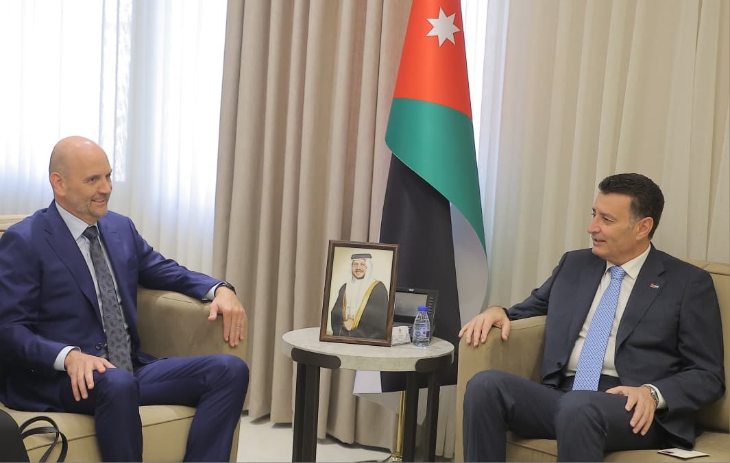 الصفدي: ما يحدث في غزة انتهاك صارخ للقانون الدولي ويدعو لموقف دولي حازم