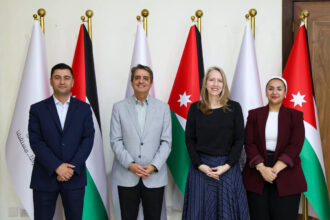وزير الشباب يبحث مع ممثلة الأمم المتحدة تعزيز تمكين الشباب والشراكة المشتركة