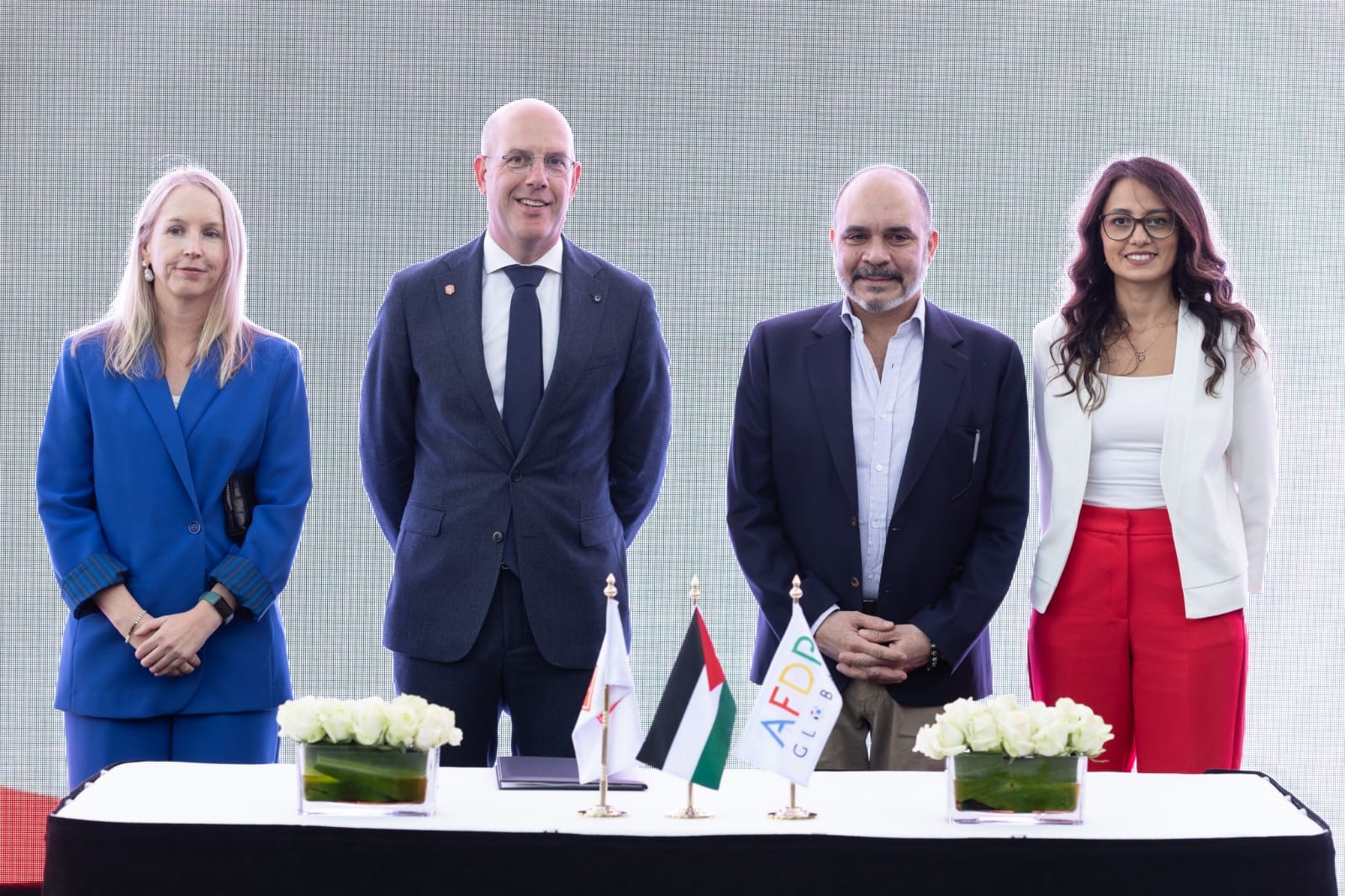 شراكة بين هيئة تطوير كرة القدم العالمي والاتحاد الهولندي لتمكين الشباب وتعزيز التماسك المجتمعي عبر الرياضة