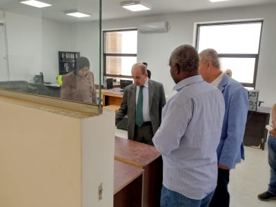 وزير الإدارة المحلية يتفقد بلديتي الحلابات والظليل لمتابعة الخدمات والمشاريع
