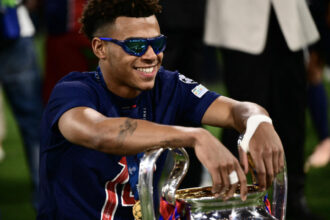 صورة حول : باريس سان جيرمان يعلن إصابة ديزيريه دويه باريس سان جيرمان يعلن إصابة ديزيريه دويه