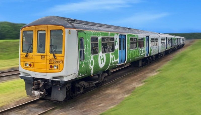 هجوم بسكاكين على قطار في بريطانيا.. ووحدات مكافحة الإرهاب تتدخل