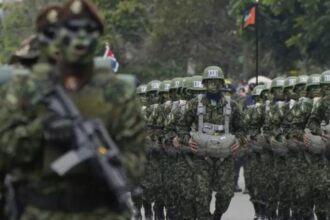 صورة حول : ترينيداد وتوباغو ترفع التأهب العسكري في الكاريبي ترينيداد وتوباغو ترفع التأهب العسكري في الكاريبي