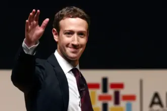 صورة حول : أغنى أثرياء العالم.. زوكربيرغ يخسر مركزه الرابع أغنى أثرياء العالم.. زوكربيرغ يخسر مركزه الرابع