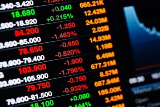 بورصات الخليج تهبط وسط ضبابية السياسة النقدية الأميركية