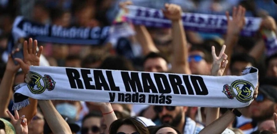 صورة حول : وفاة مشجع ريال مدريد بأزمة قلبية خلال الكلاسيكو ضد برشلونة وفاة مشجع ريال مدريد بأزمة قلبية خلال الكلاسيكو ضد برشلونة