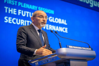 الصفدي يؤكد أهمية دعم غزة وسوريا ولبنان خلال مشاركته في حوار المنامة 2025