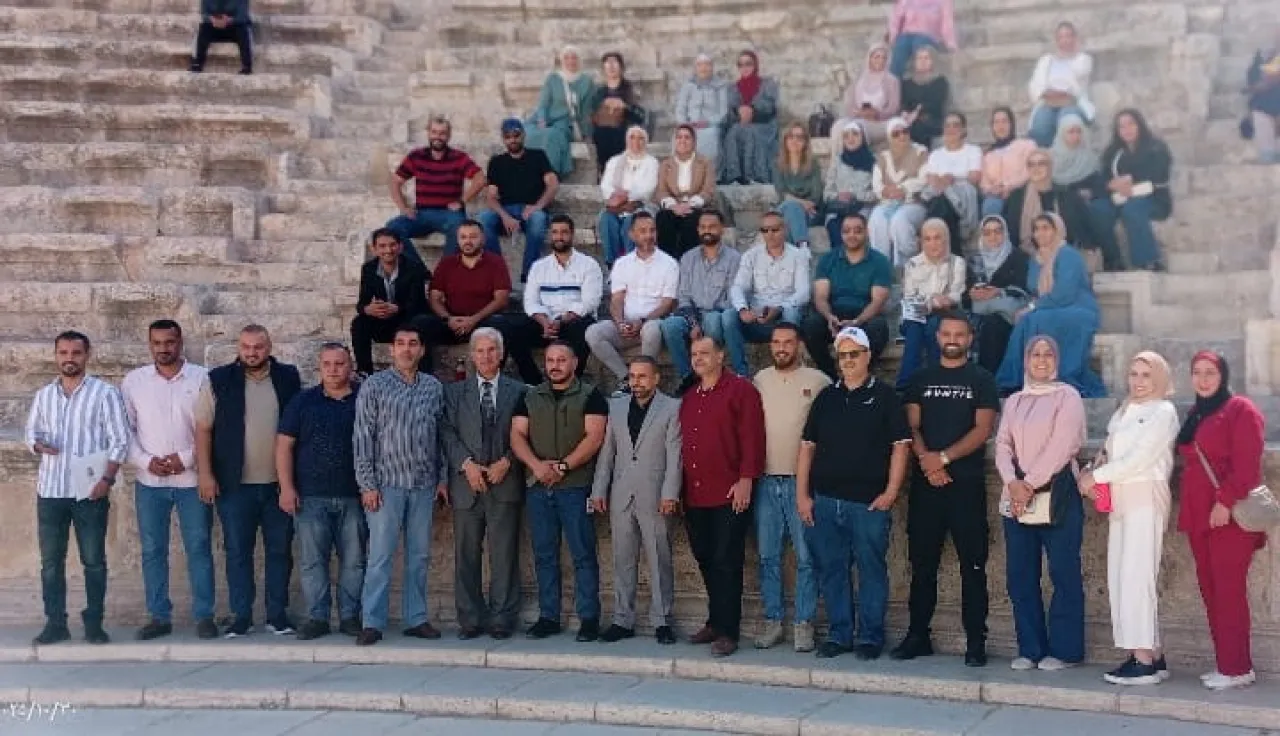 صورة حول : أمانة عمان تطلق “ممشى عمان التراثي” لتعزيز السياحة والثقافة في وسط العاصمة أمانة عمان تطلق “ممشى عمان التراثي” لتعزيز السياحة والثقافة في وسط العاصمة