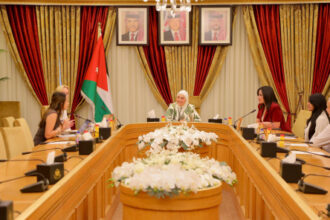 العين إحسان بركات تستقبل وفداً طلابياً أميركياً وتؤكد دعم الأردن لحقوق الفلسطينيين