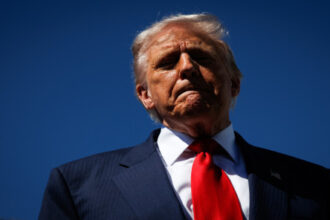 صورة حول : ترامب: شي جينبينغ يدرك “العواقب” المحتملة لغزو تايوان دون توضيح موقف أميركا الدفاعي ترامب: شي جينبينغ يدرك “العواقب” المحتملة لغزو تايوان دون توضيح موقف أميركا الدفاعي