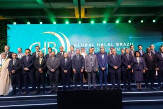 العكاليك يشارك في المنتدى الدولي للحلال بالبرازيل ويعرض تجربة الجمارك الأردنية