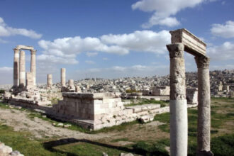 تفعيل التذاكر الإلكترونية في 16 موقعًا سياحيًا.. وربط البوابات الذكية في جرش وجبل القلعة