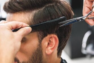 ترقّب في الشارع الأردني.. نقيب الحلاقين: لا أرقام محددة للتسعيرة الجديدة حالياً..