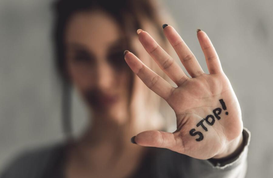 فرنسا: مقتل امرأة كل 3 أيام على يد زوجها