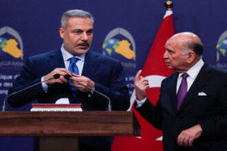 صورة حول : العراق وتركيا يعززان التعاون في مجال المياه العراق وتركيا يعززان التعاون في مجال المياه